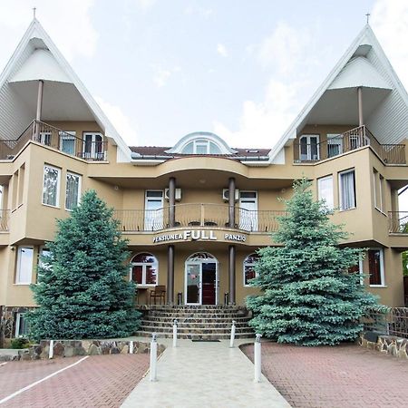 Pensiunea Full Târgu-Mureş Esterno foto