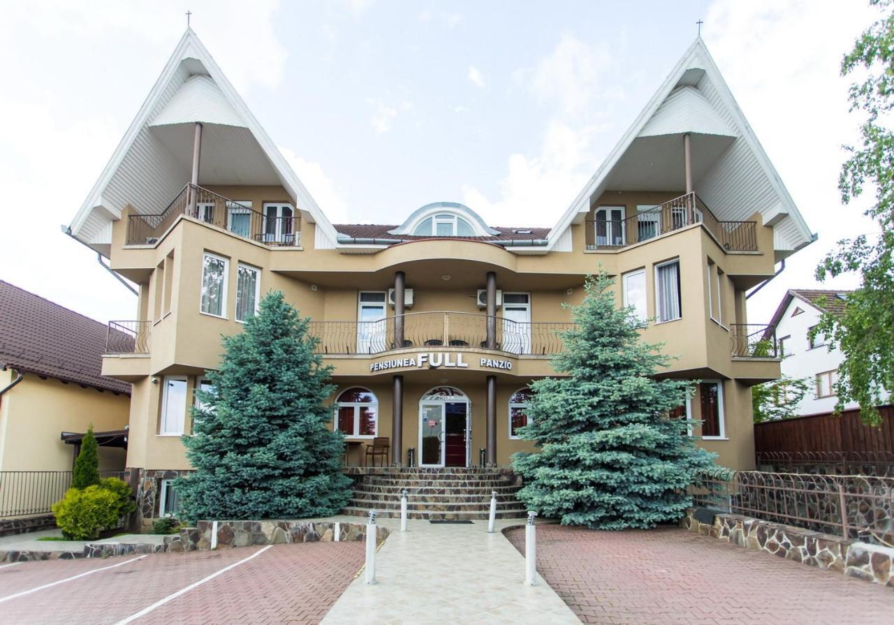 Pensiunea Full Târgu-Mureş Esterno foto